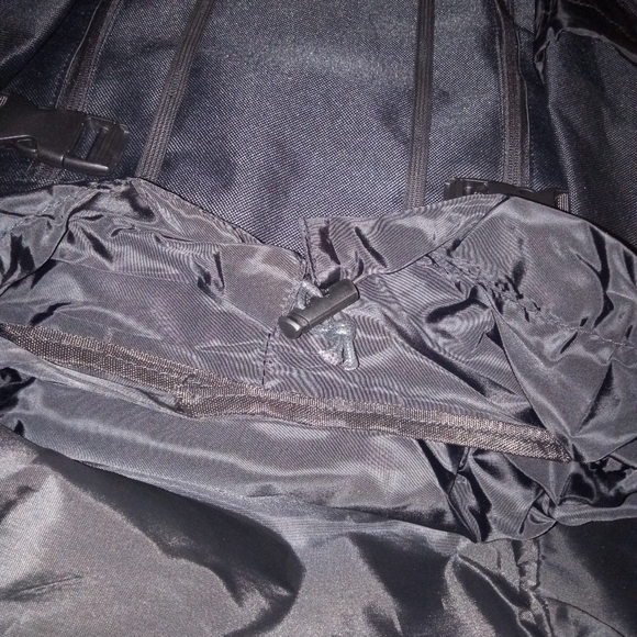 NWT The north face backpack - Picture 5 of 8